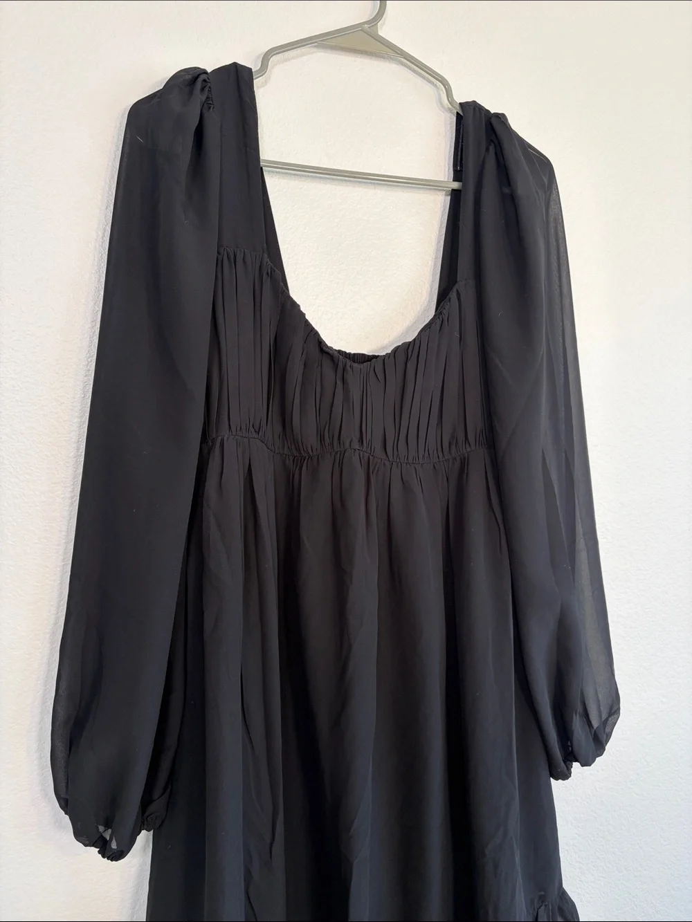 Abercrombie Chiffon Ballon Sleeve Babydoll Dress in Black - S